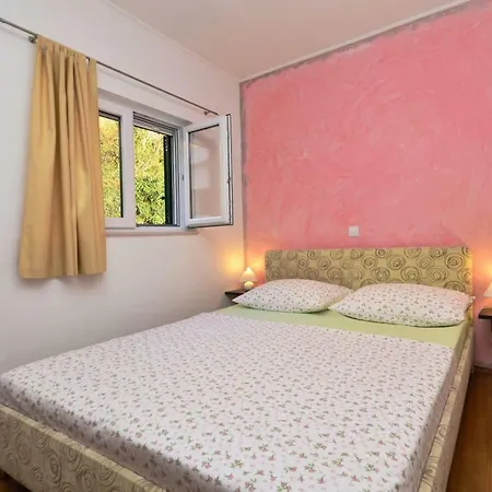 Ferienhaus Marta With Heated Pool,grill,sea View