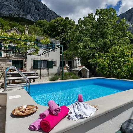 Marta With Heated Pool,grill,sea View * Bast