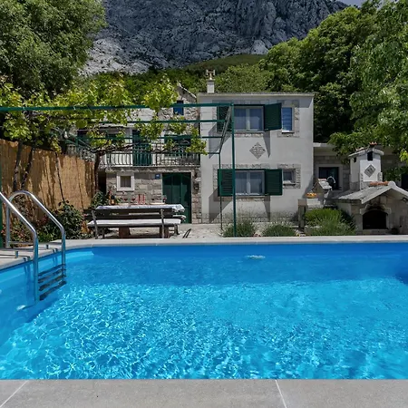 Ferienhaus Marta With Heated Pool,grill,sea View