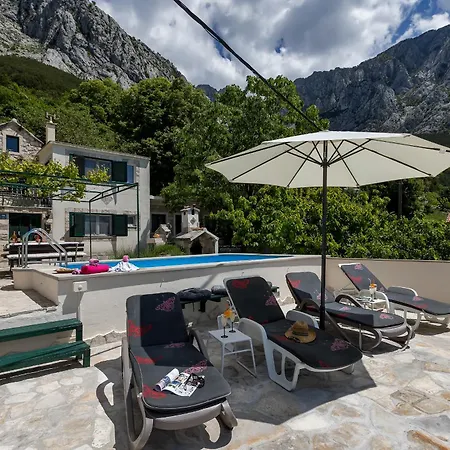 Marta With Heated Pool,grill,sea View Ferienhaus *