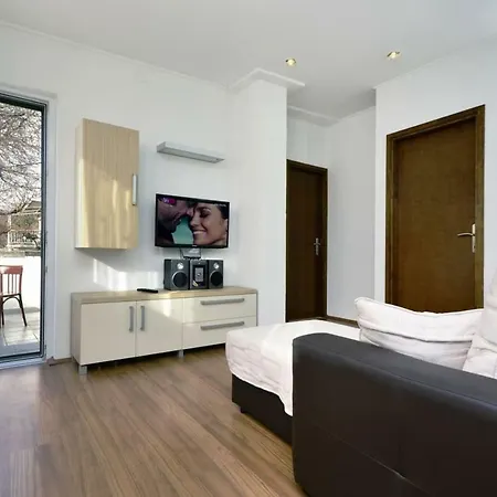 Marta With Heated Pool,grill,sea View Ferienhaus