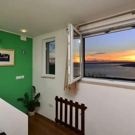 Marta With Heated Pool,grill,sea View * Bast